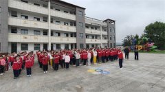 正在创做中深化对